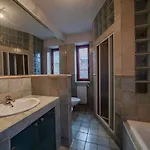 Relax House