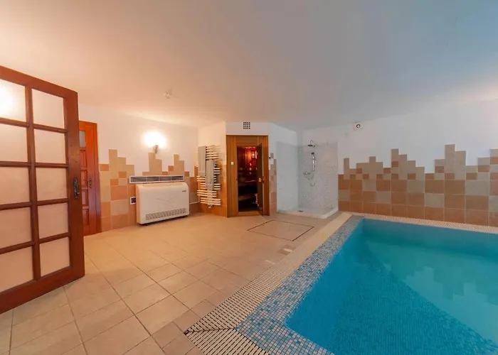 Relax House *